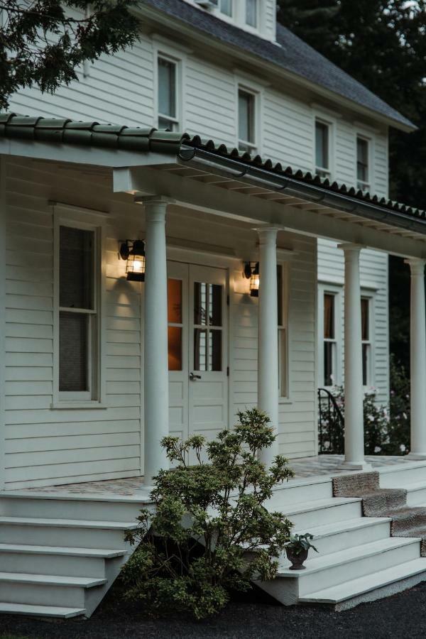 ホテルFoxfire Mountain House Mount Pleasant エクステリア 写真