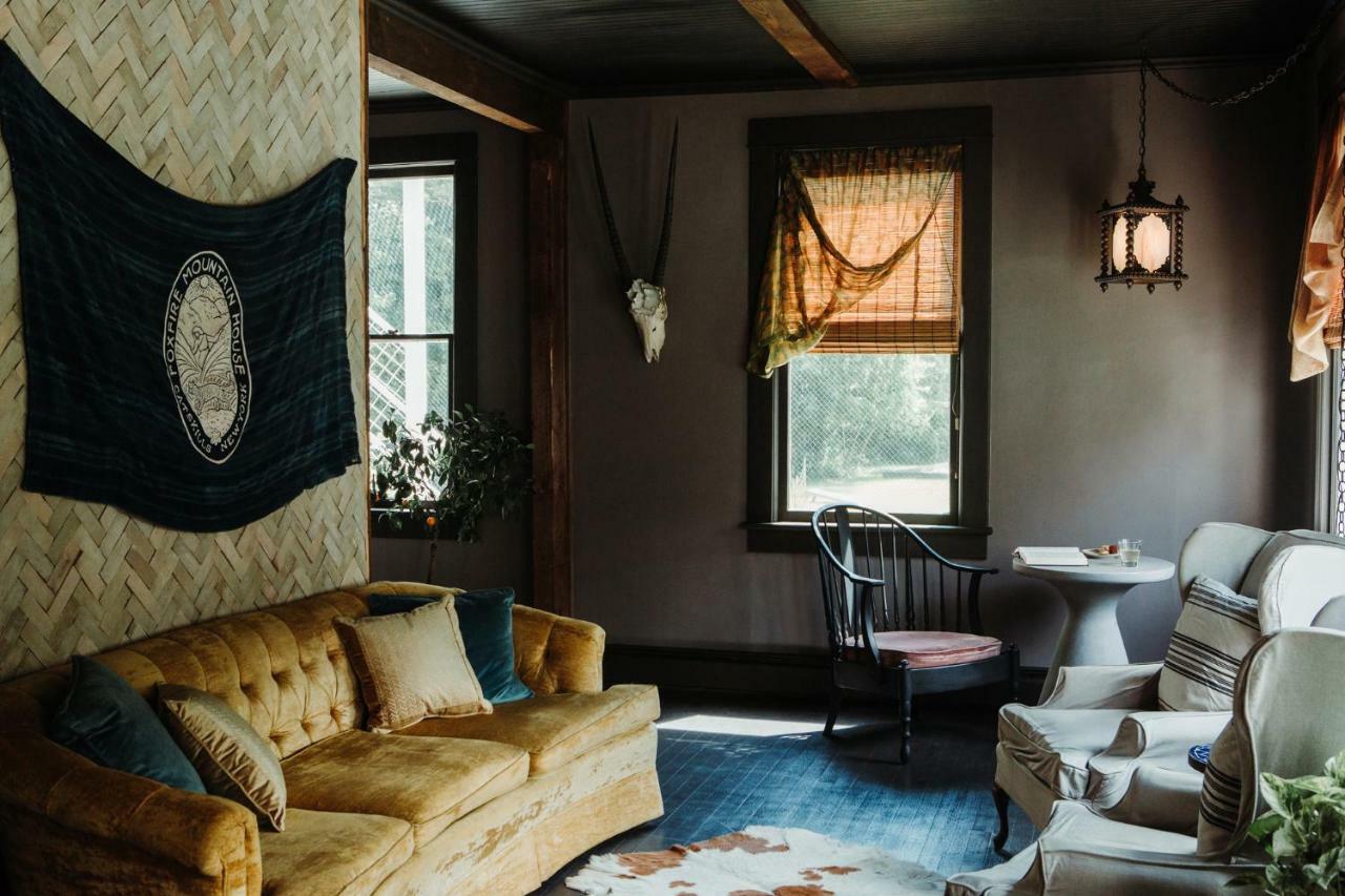 ホテルFoxfire Mountain House Mount Pleasant エクステリア 写真