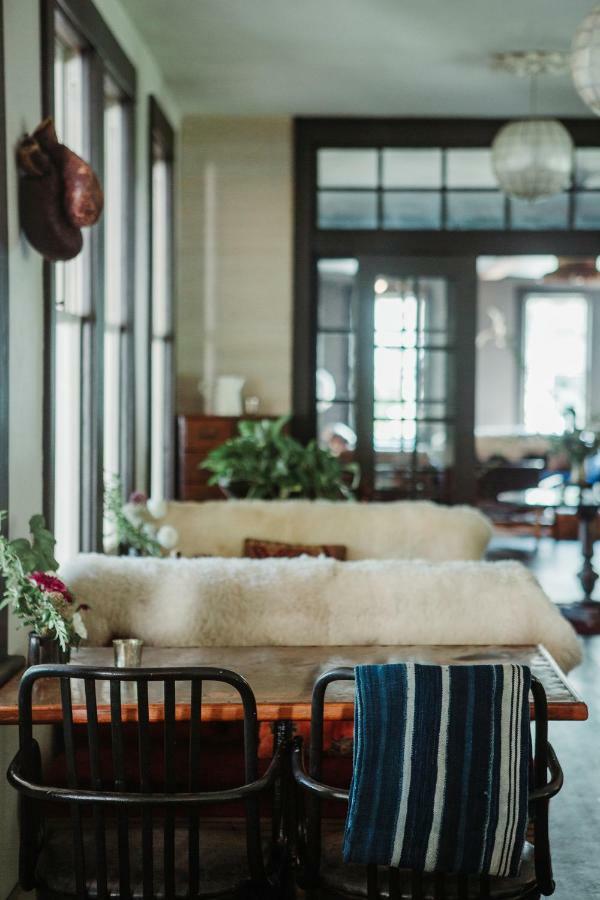 ホテルFoxfire Mountain House Mount Pleasant エクステリア 写真